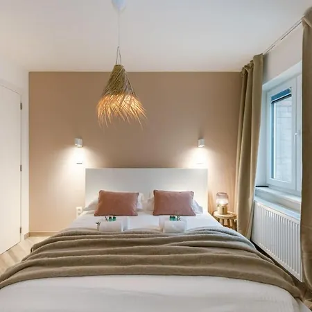 Апартаменты Juan - Modern In With 2 Bedrooms *